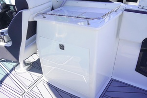 25ft Monterey Yacht For Sale