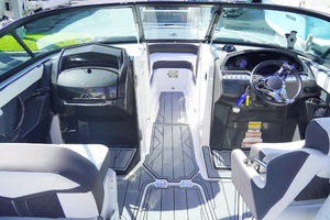 25ft Monterey Yacht For Sale