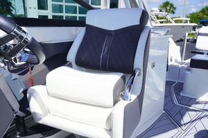 25ft Monterey Yacht For Sale