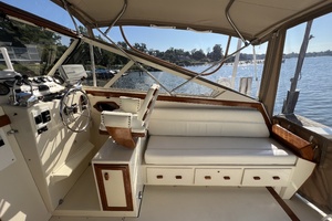 35ft Viking Yacht For Sale