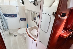 SOUND WAVES 42ft Beneteau Yacht For Sale