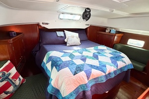 SOUND WAVES 42ft Beneteau Yacht For Sale