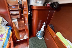 SOUND WAVES 42ft Beneteau Yacht For Sale