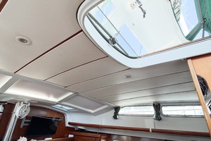 SOUND WAVES 42ft Beneteau Yacht For Sale