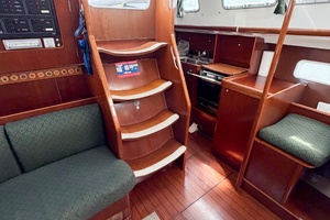SOUND WAVES 42ft Beneteau Yacht For Sale
