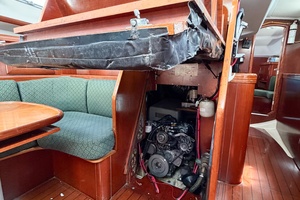 SOUND WAVES 42ft Beneteau Yacht For Sale
