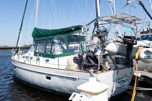 SOUND WAVES 42ft Beneteau Yacht For Sale