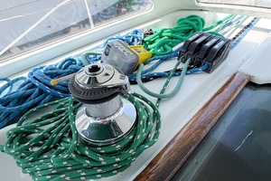 SOUND WAVES 42ft Beneteau Yacht For Sale