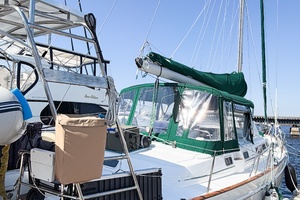 SOUND WAVES 42ft Beneteau Yacht For Sale