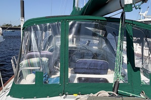 SOUND WAVES 42ft Beneteau Yacht For Sale