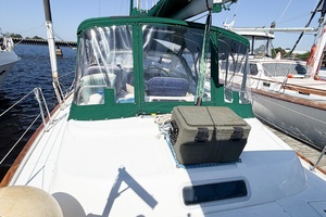 SOUND WAVES 42ft Beneteau Yacht For Sale