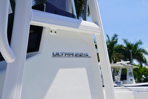 22ft Sea Hunt Yacht For Sale