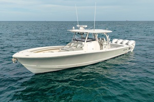 46FT (14.27M) REGULATOR Worth Avenue Yachts