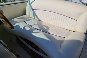 Lewnasea 33ft Rinker Yacht For Sale