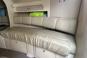 29ft Sea Ray Yacht For Sale