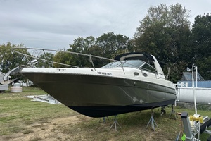 29ft Sea Ray Yacht For Sale