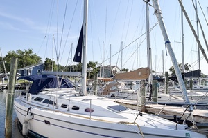 PERFECT PITCH 38ft Catalina Yacht For Sale
