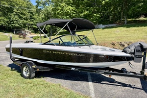 20ft Correct Craft Yacht For Sale