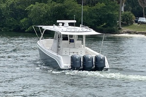 35ft Everglades Yacht For Sale