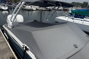 28ft Cobalt Yacht For Sale