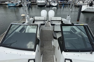 28ft Cobalt Yacht For Sale