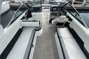28ft Cobalt Yacht For Sale
