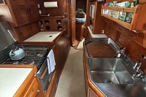 L EQUIPE 53ft Little Harbor Yacht For Sale