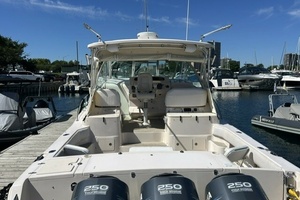 36ft Grady White Yacht For Sale