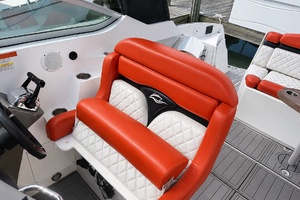 NATALY 31ft Rinker Yacht For Sale