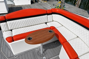 NATALY 31ft Rinker Yacht For Sale