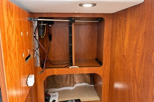 NATALY 31ft Rinker Yacht For Sale