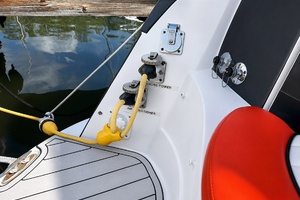 NATALY 31ft Rinker Yacht For Sale