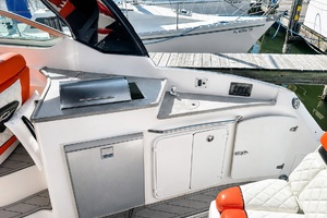 NATALY 31ft Rinker Yacht For Sale