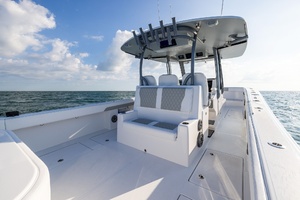 37FT (11.51M) FRONT RUNNER