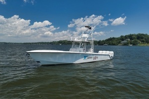  2016 SeaVee  Yacht For Sale in Annapolis MD