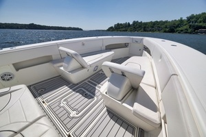 39ft SeaVee Yacht For Sale