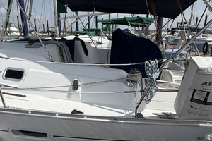 Tulsa Wind 37ft Beneteau Yacht For Sale