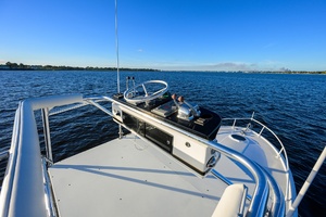 Heron s Catch 28ft Lazzara Yachts Yacht For Sale