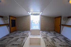 Heron s Catch 28ft Lazzara Yachts Yacht For Sale