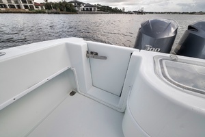 32ft Contender Yacht For Sale