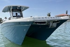 28ft World Cat Yacht For Sale