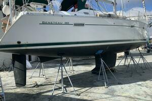 La Vida 39ft Beneteau Yacht For Sale