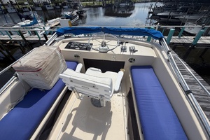 38ft Holiday Mansion Yacht For Sale