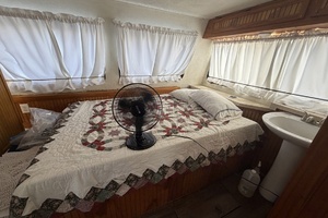 38ft Holiday Mansion Yacht For Sale