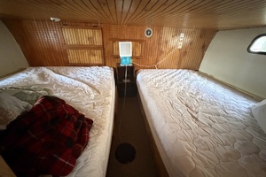 38ft Holiday Mansion Yacht For Sale