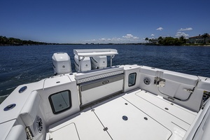 35FT (10.72M) SPORTSMAN
