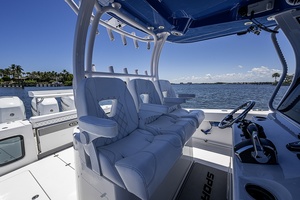 35FT (10.72M) SPORTSMAN