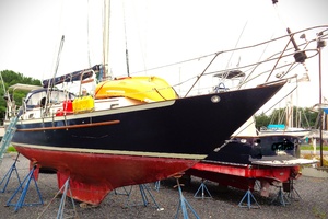 WILD 37ft Pacific Seacraft Yacht For Sale
