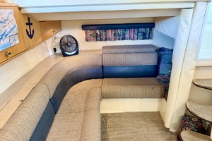 31ft Carver Yacht For Sale