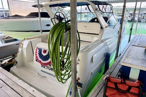 31ft Carver Yacht For Sale